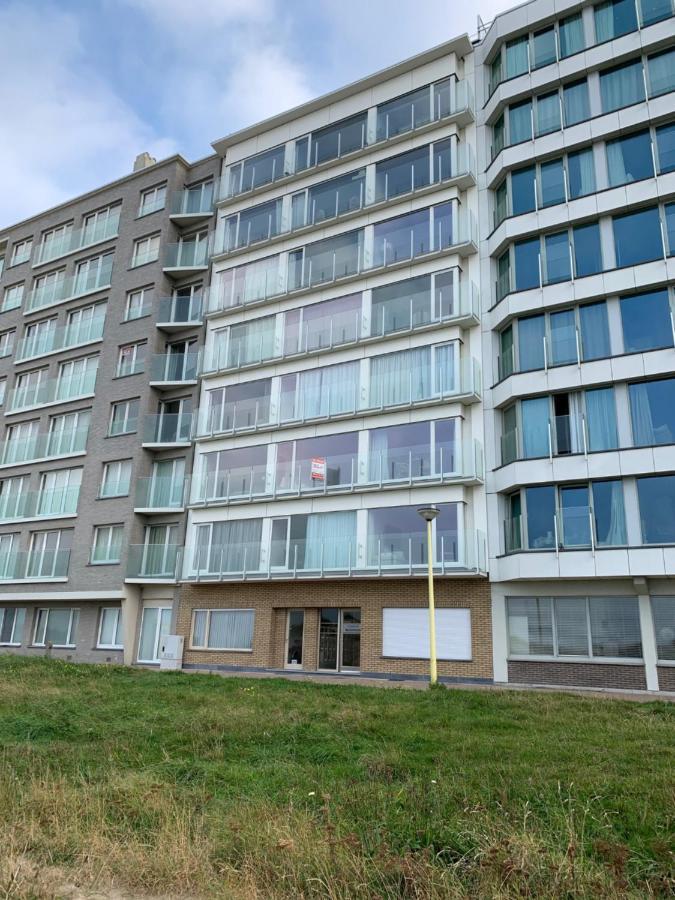 Cabien Zeedijk Oostduinkerke Apartment Exterior foto